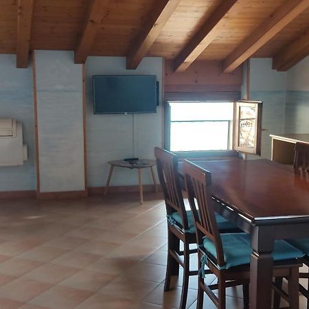 Appartement Mansarda Ariel à Limone sul Garda Extérieur photo