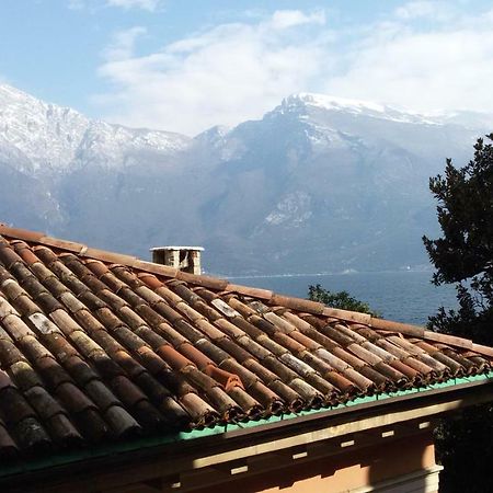 Appartement Mansarda Ariel à Limone sul Garda Extérieur photo