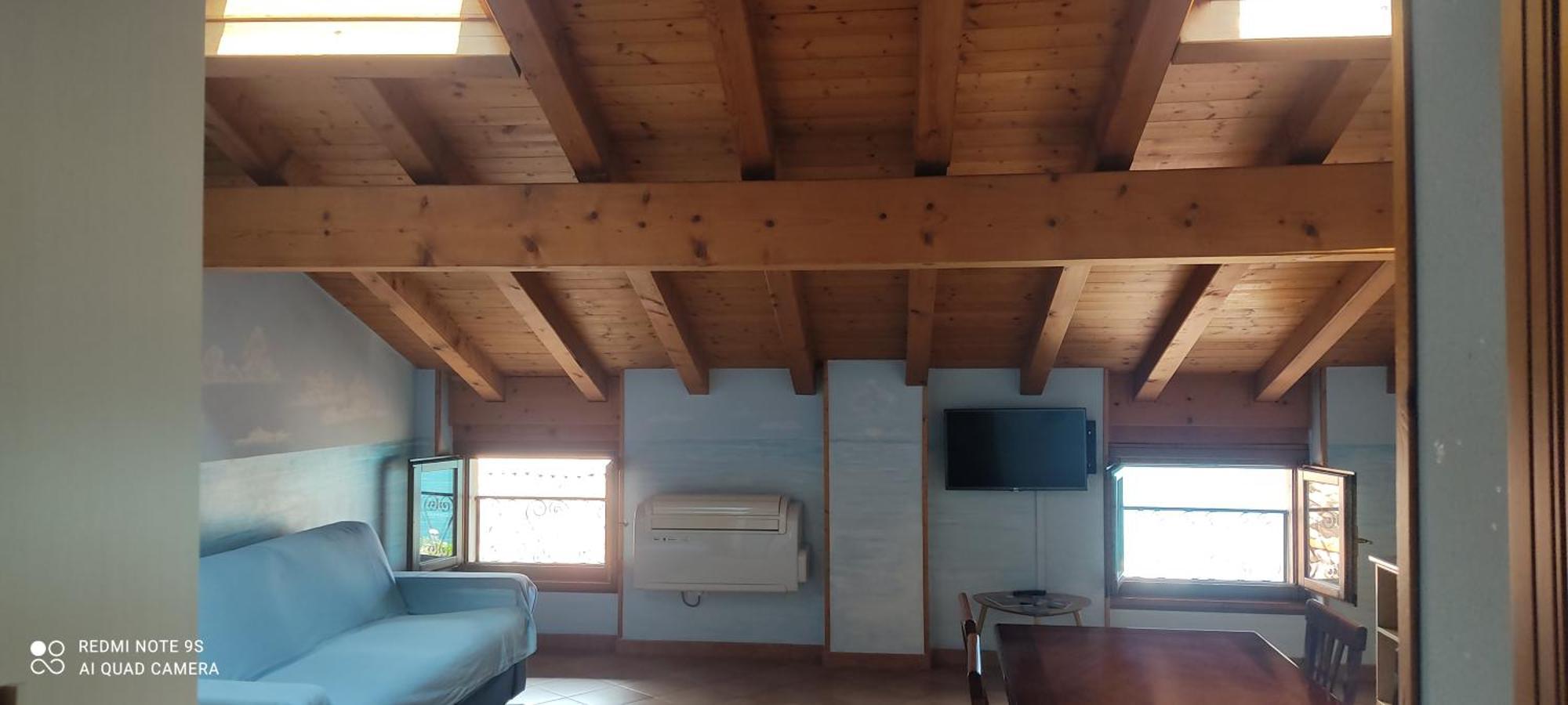 Appartement Mansarda Ariel à Limone sul Garda Extérieur photo