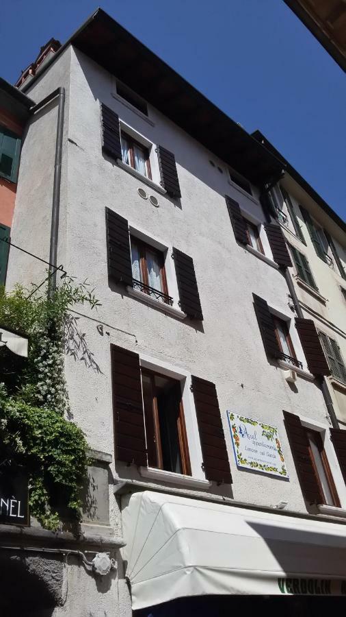 Appartement Mansarda Ariel à Limone sul Garda Extérieur photo